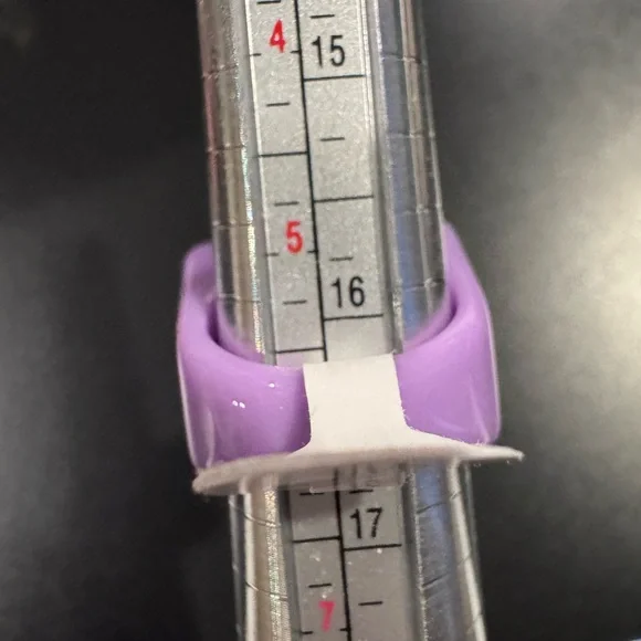 Purple Resin Heart Ring w/ Gold Tone Heart – Size 6 Statement Ring - Picture 12 of 16